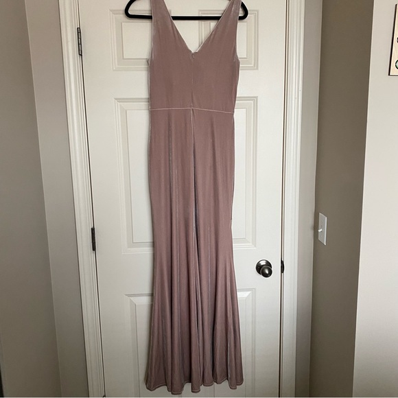 Revelry Dawson Velvet Dress Champagne Color Size 8 - Picture 3 of 9